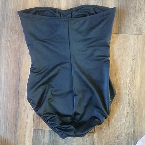 Miraclesuit one piece black swimsuit size medium - Picture 3 of 7